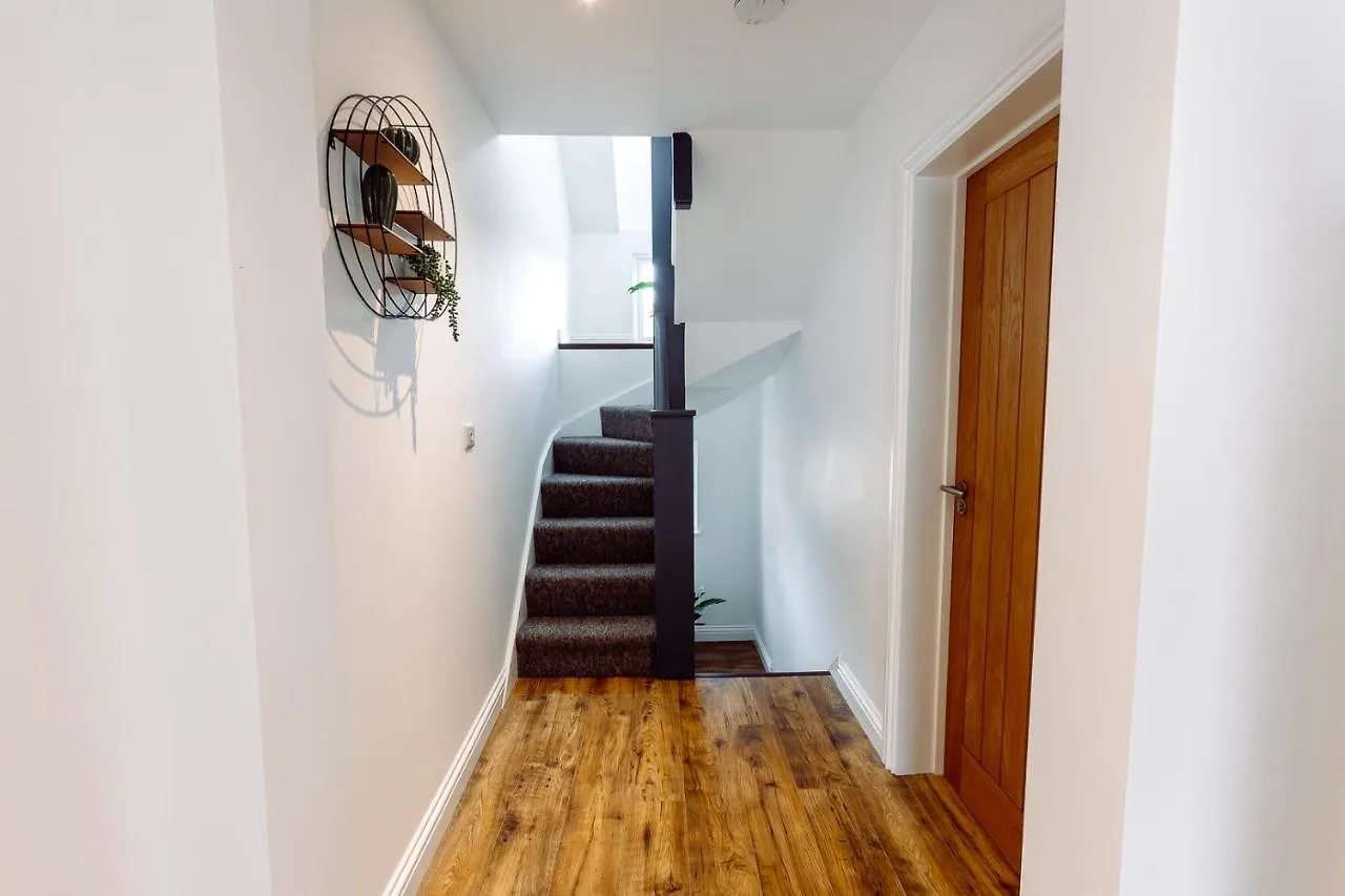 Chute House 4 Bed House Private Garden City Ccenter Exeter Tatil Evi