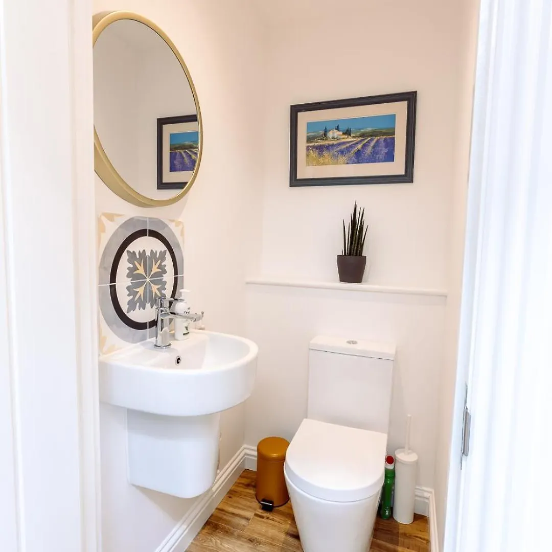 Chute House 4 Bed House Private Garden City Ccenter Exeter Tatil Evi
